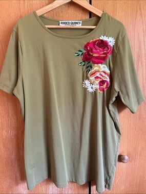 Rodeo Quincy Olive Green Embroidered Floral Women’s Top